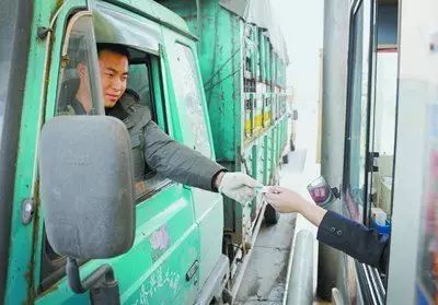 道路貨運駕駛員 你的從業狀況怎么樣 來說說吧